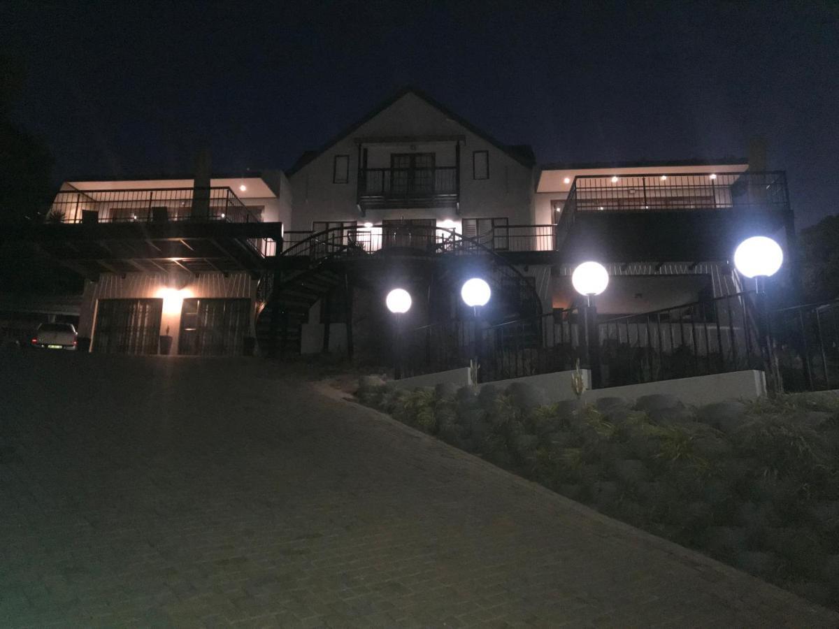 Bed and Breakfast Bokamoso Views Rustenburg Esterno foto