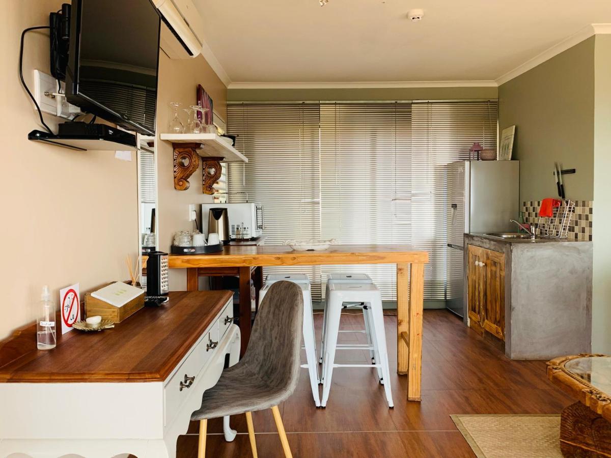 Bed and Breakfast Bokamoso Views Rustenburg Esterno foto